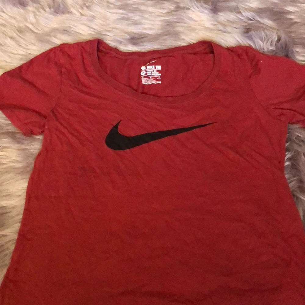 Red Nike workout tee